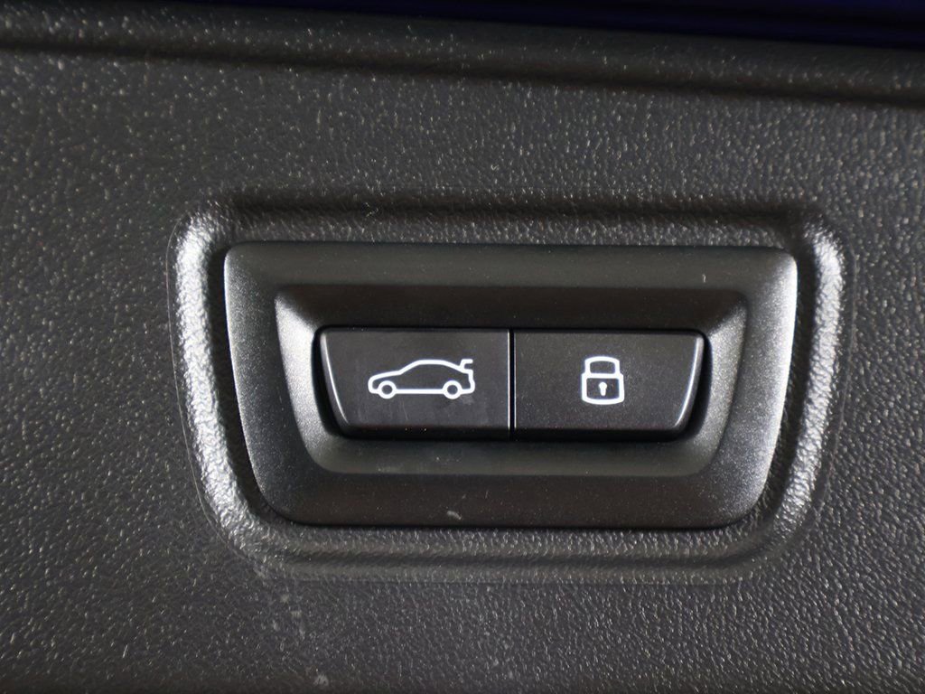 Used 2025 BMW M5 Touring AWD/4WD image 24