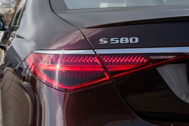 Used 2023 Mercedes-Benz S 580 4MATIC Sedan image 8