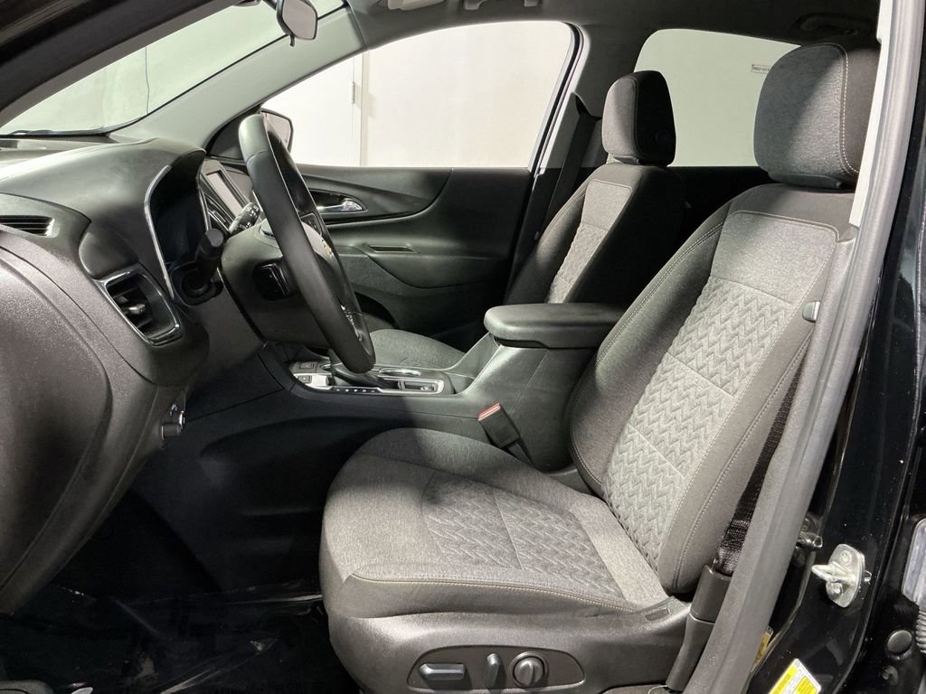 Used 2023 Chevrolet Equinox LT image 21