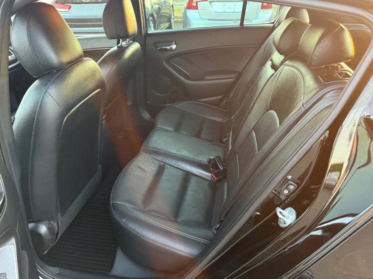 Used 2015 Kia Forte SX w/ SX Premium Package FWD image 8