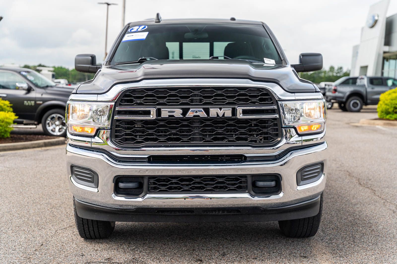 Used 2021 RAM 2500 Tradesman AWD/4WD image 2