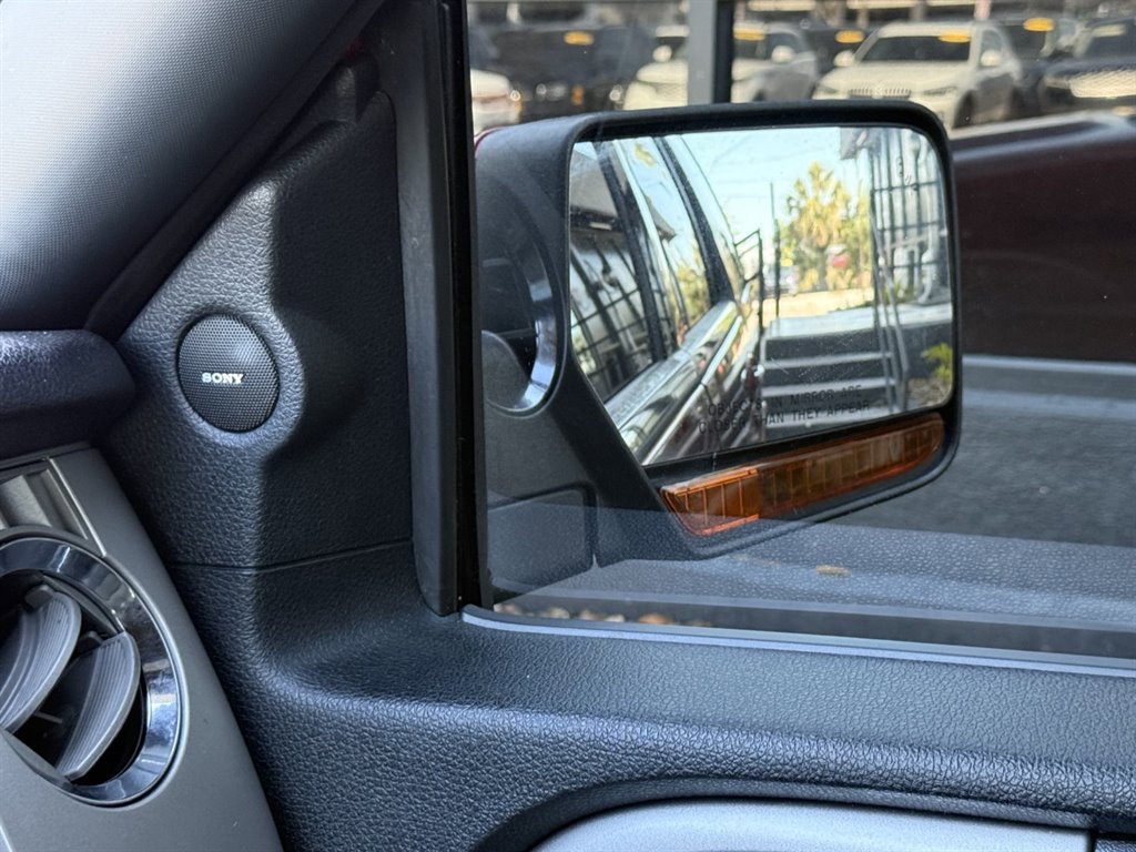 Used 2016 Ford Expedition Limited w/ Equipment Group 301A RWD image 32