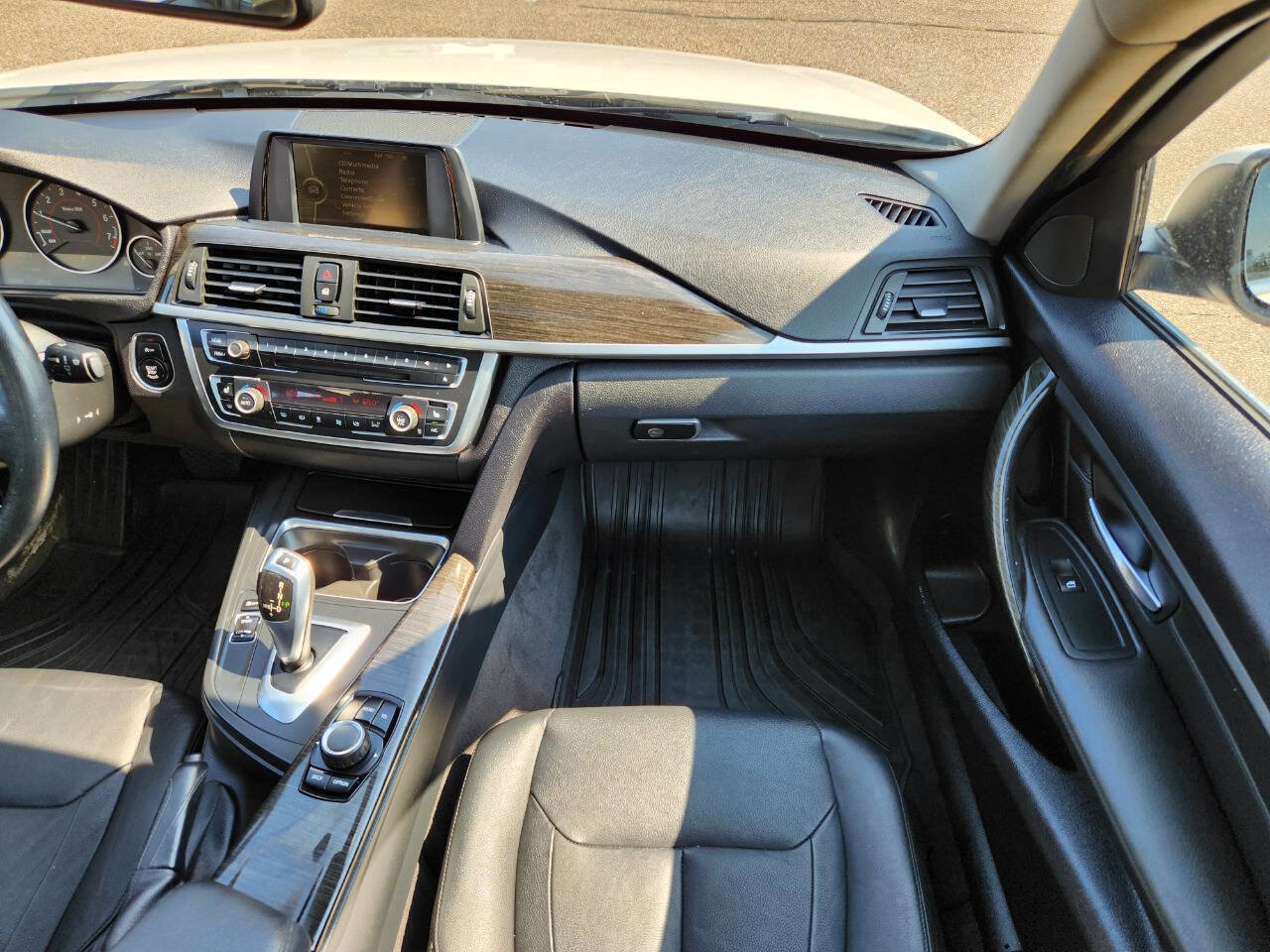 Used 2014 BMW 328i xDrive Sedan image 17