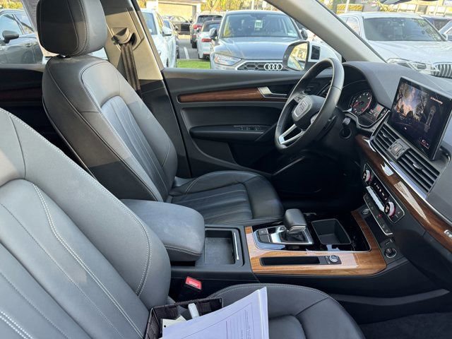 Used 2022 Audi Q5 2.0T Premium AWD/4WD image 29