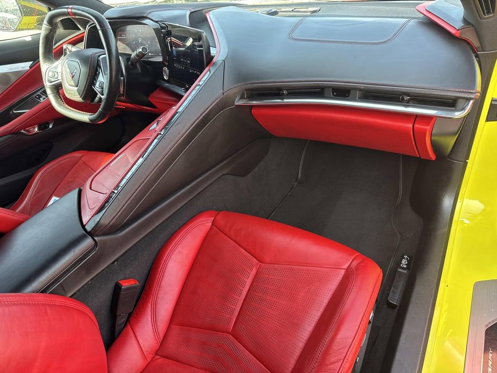 Used 2020 Chevrolet Corvette Stingray Premium Cpe w/ 3LT Preferred Equipment Group image 8