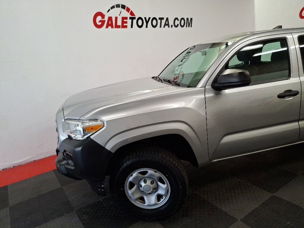Used 2016 Toyota Tacoma SR RWD image 5