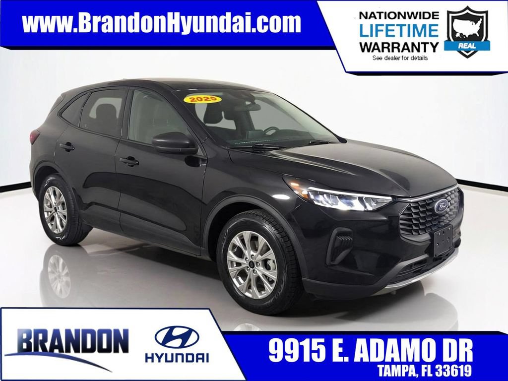 Used 2025 Ford Escape Active FWD image 1