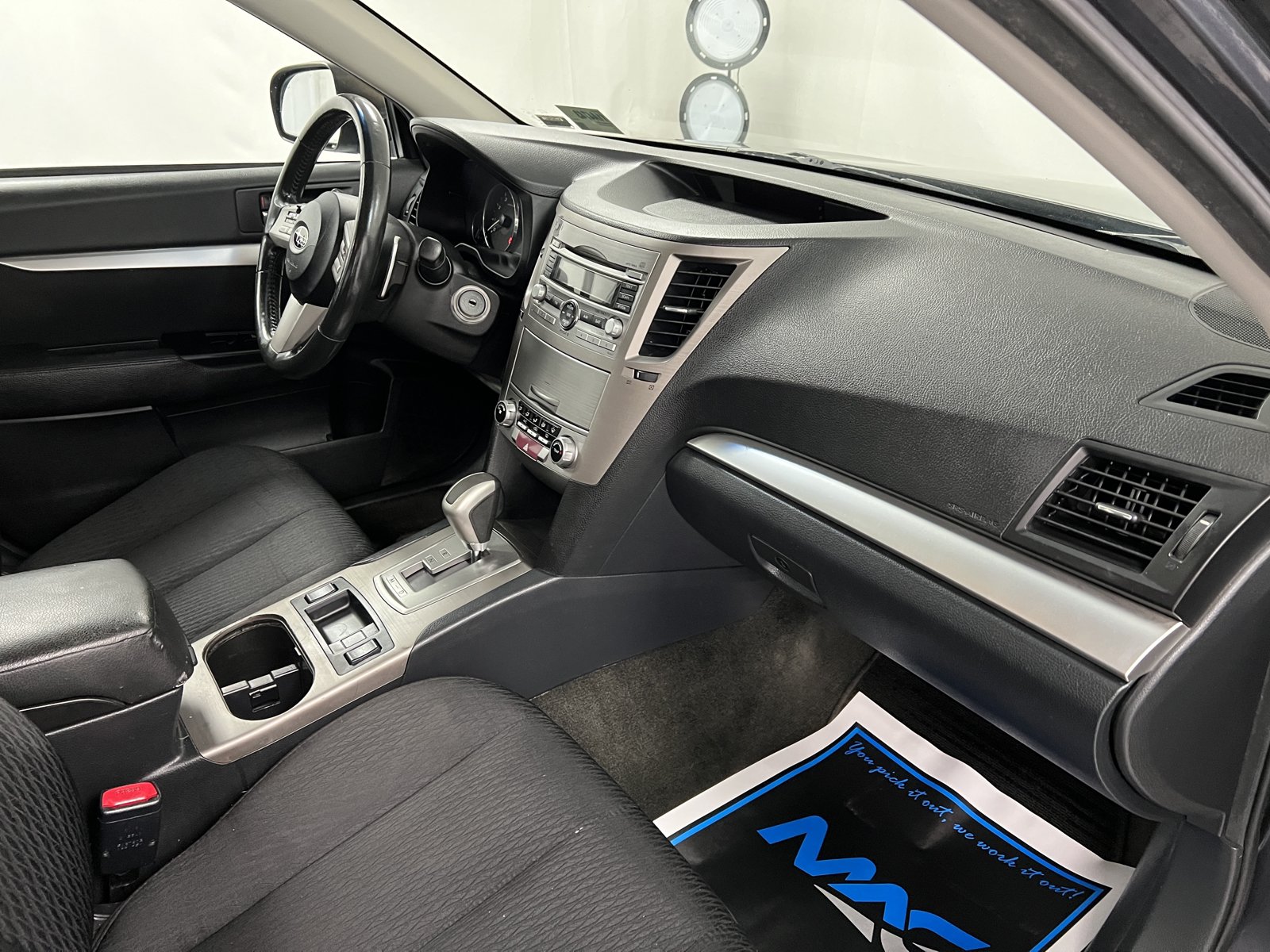 Used 2011 Subaru Legacy 2.5i Premium AWD/4WD image 37