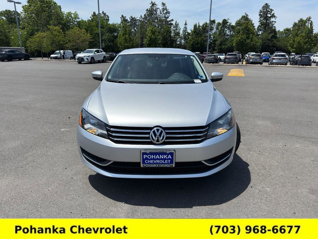 Used 2014 Volkswagen Passat 1.8T SE FWD image 2