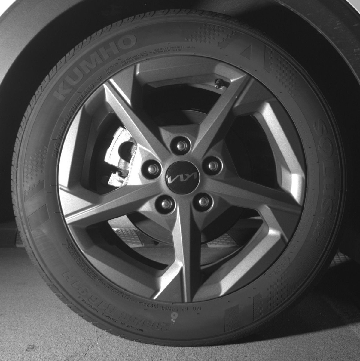 Used 2025 Kia K4 LXS image 15