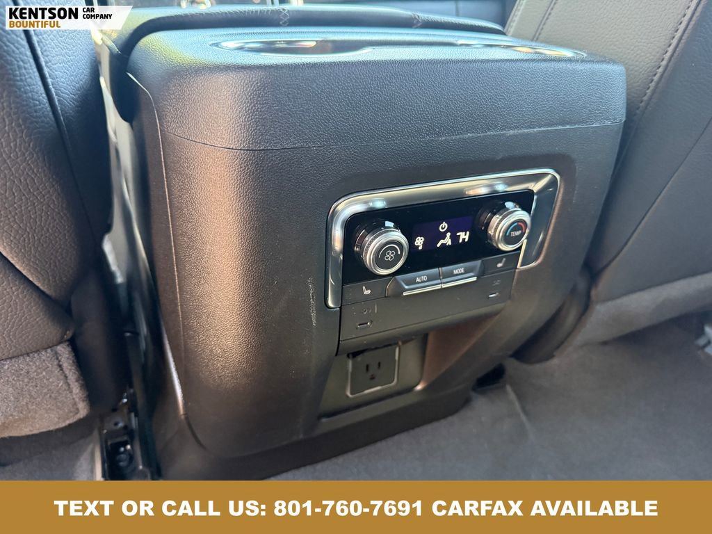 Used 2025 GMC Yukon Denali AWD/4WD image 31