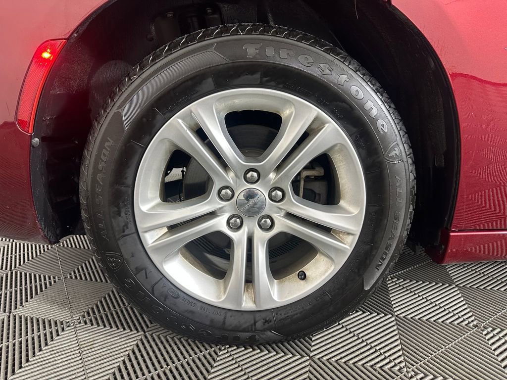 Used 2020 Dodge Charger SXT RWD image 12