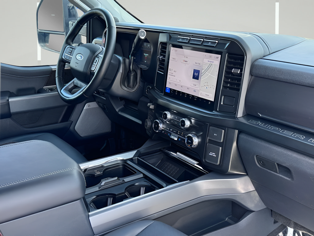 Used 2024 Ford F250 Lariat AWD/4WD image 6