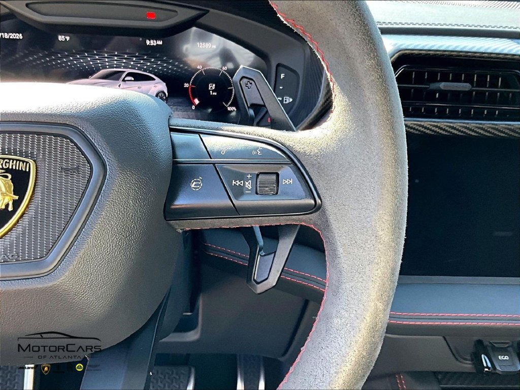 Used 2025 Lamborghini Urus Performante AWD/4WD image 18