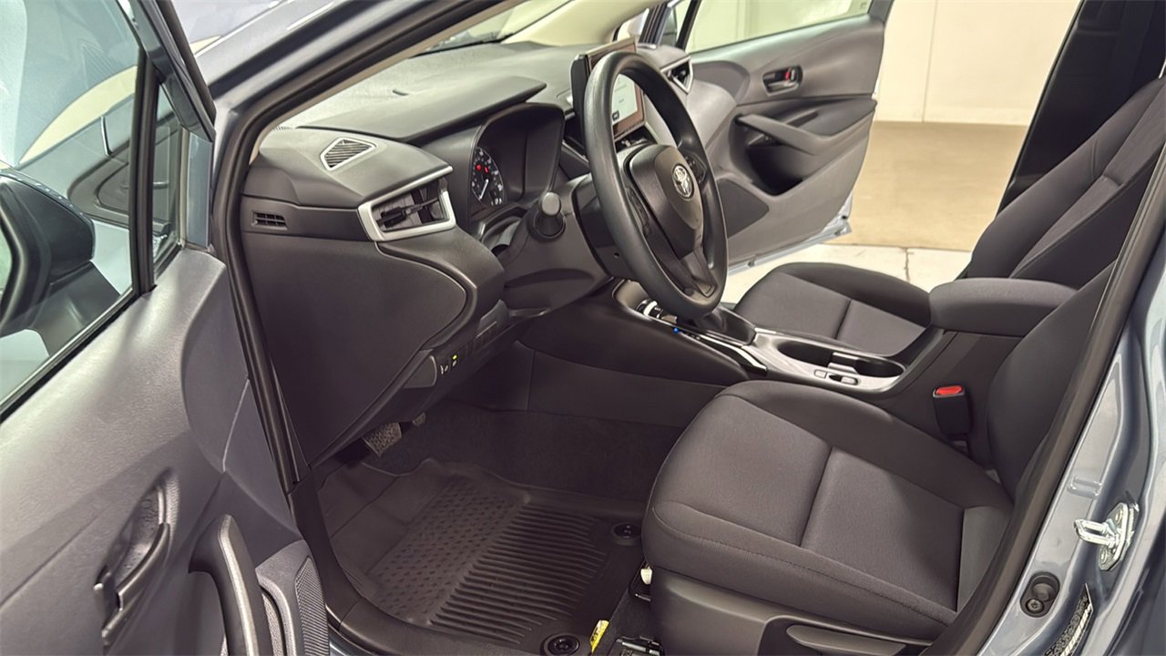 Certified 2025 Toyota Corolla LE image 12