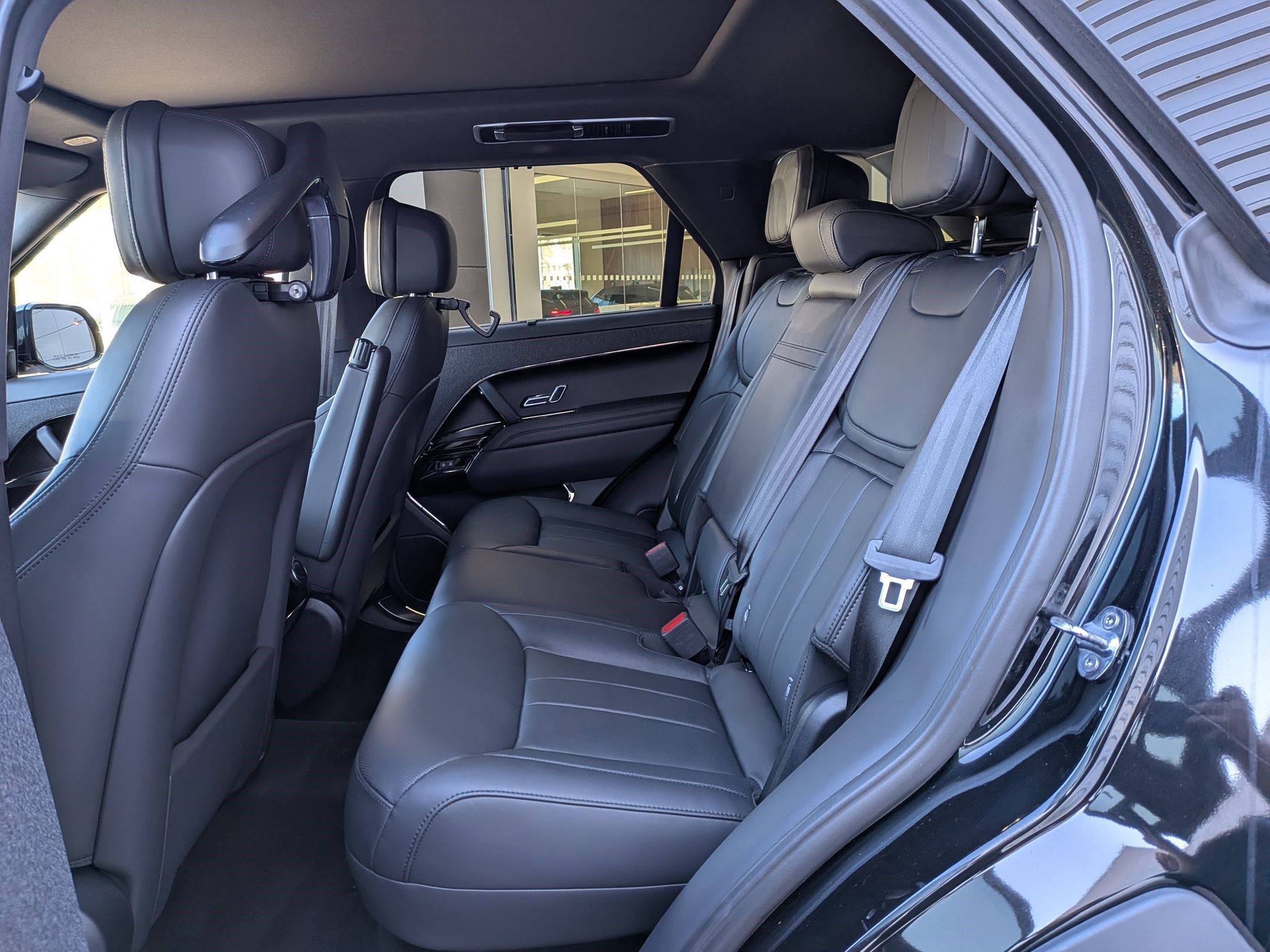 Used 2025 Land Rover Range Rover Sport Dynamic SE image 29