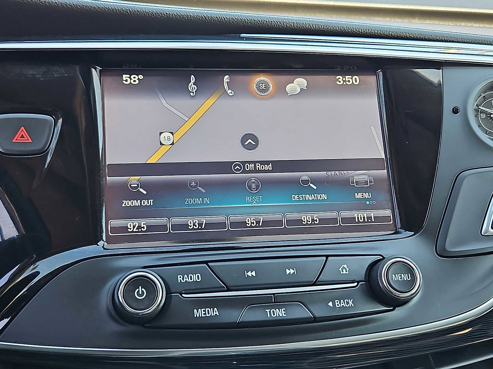 Used 2017 Buick Envision Essence image 19