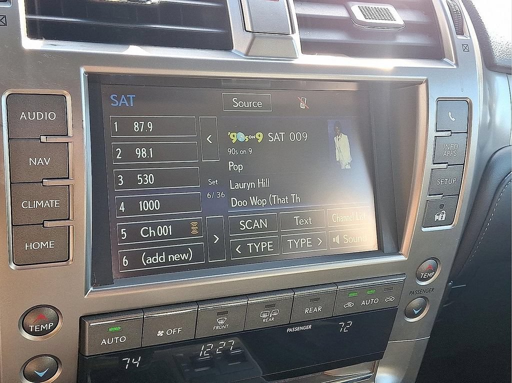 Used 2018 Lexus GX 460 Premium AWD/4WD image 19