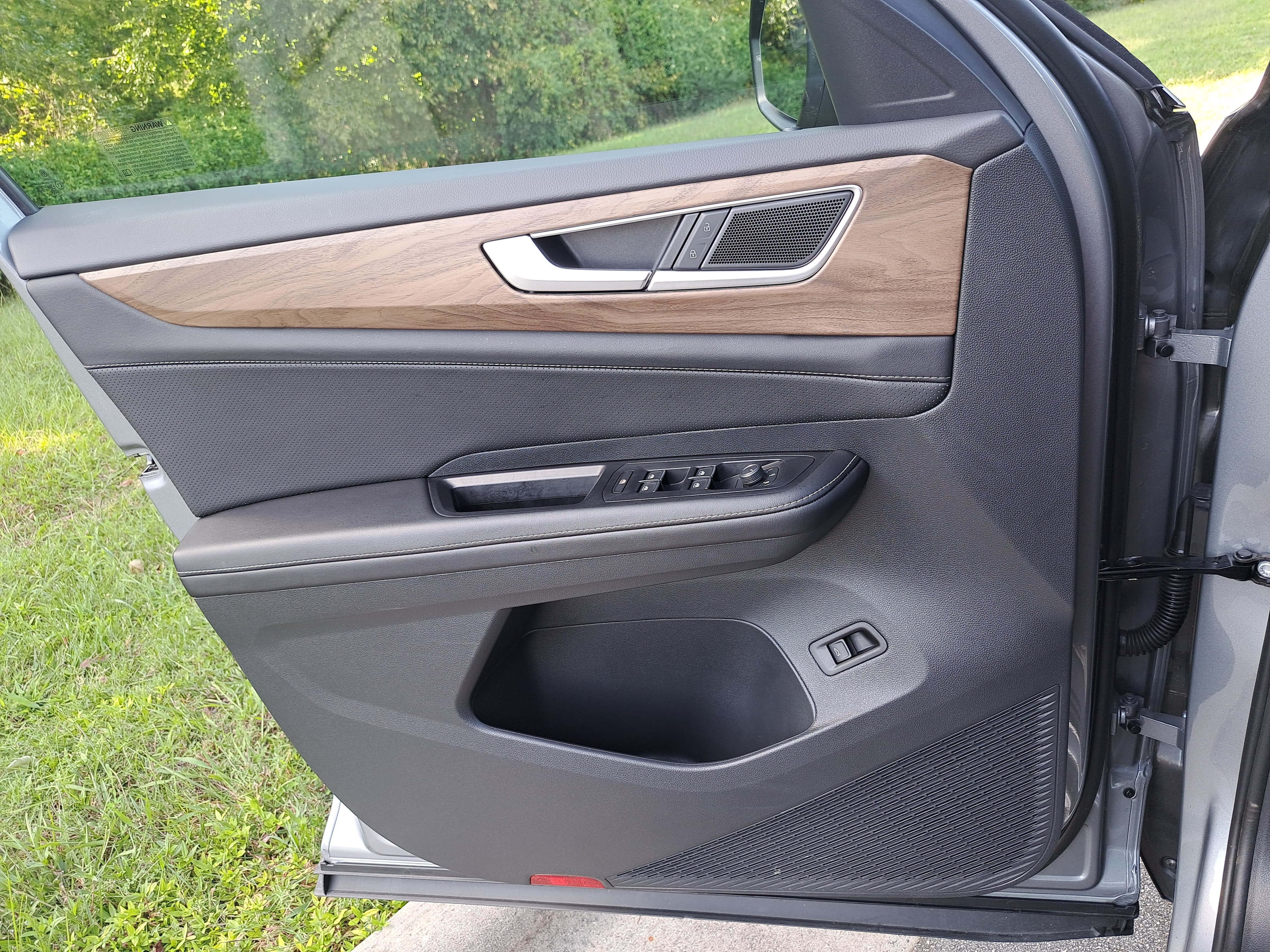 Certified 2026 Volkswagen Atlas SE FWD image 27