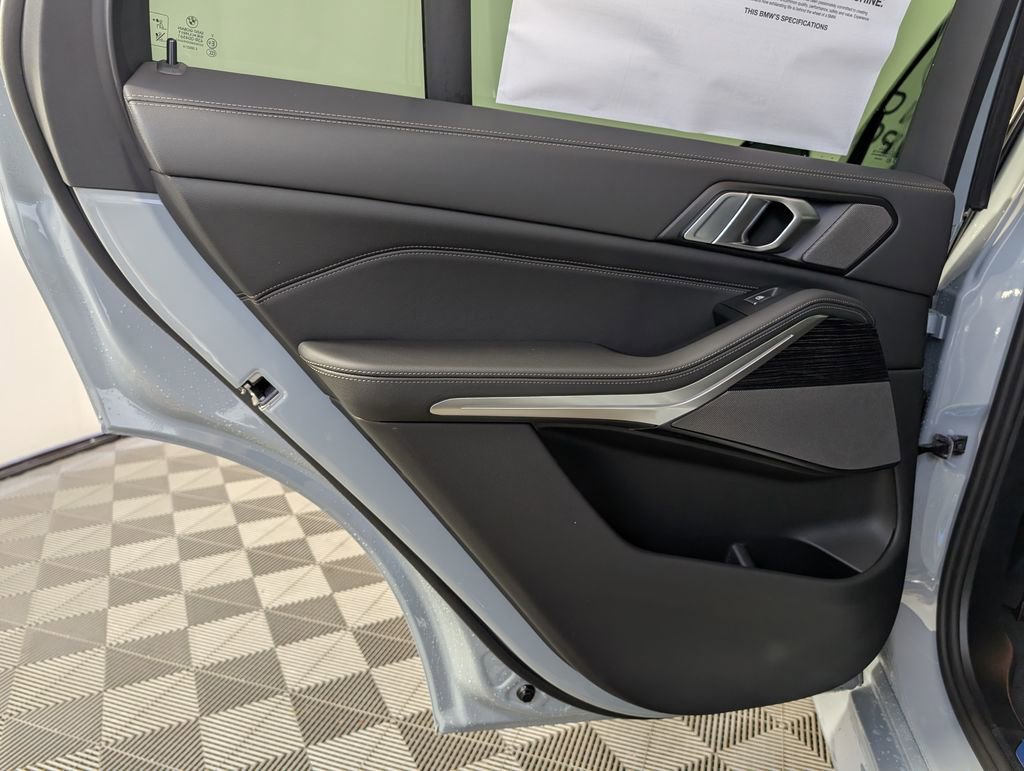 New 2026 BMW X5 xDrive40i image 17