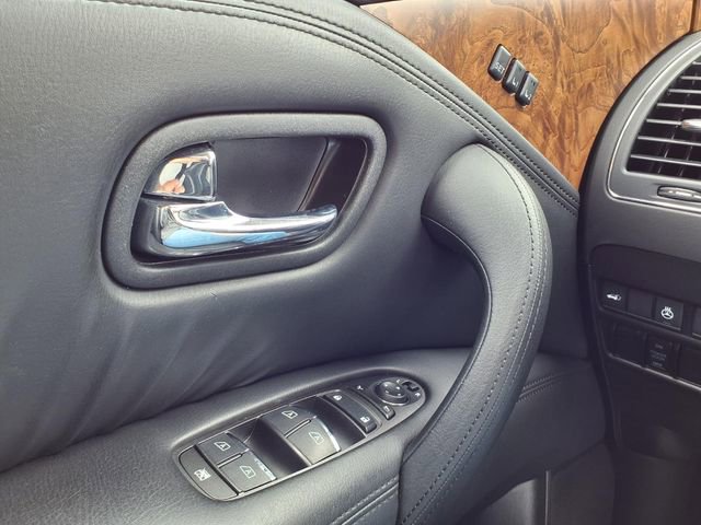 Used 2024 Nissan Armada SL w/ Captain's Chairs Package image 22