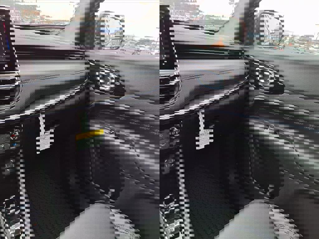 New 2026 Jeep Compass Latitude image 29