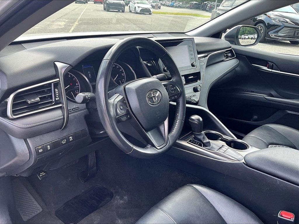 Used 2024 Toyota Camry SE FWD image 8