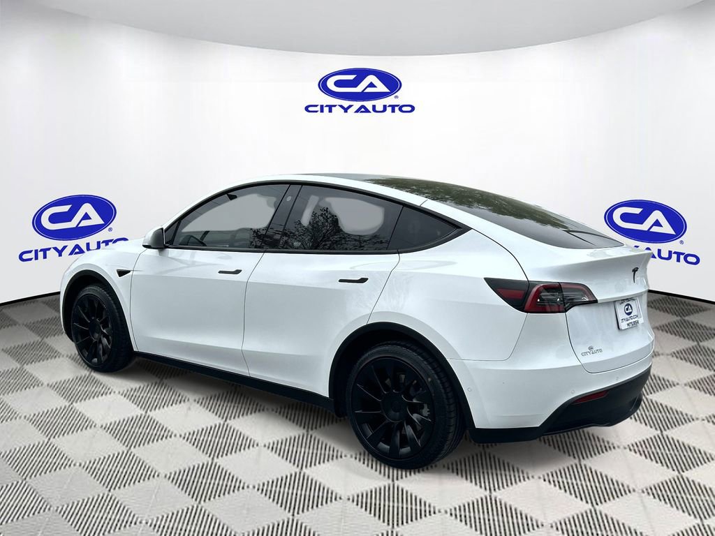Used 2021 Tesla Model Y Long Range AWD/4WD image 6