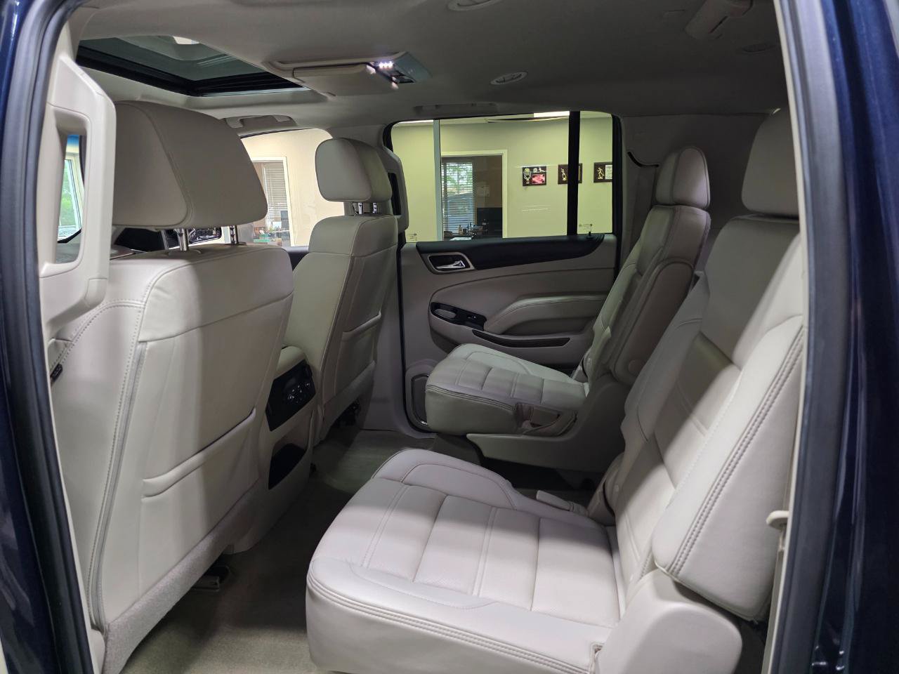 Used 2018 GMC Yukon XL Denali w/ Denali Ultimate Package AWD/4WD image 20
