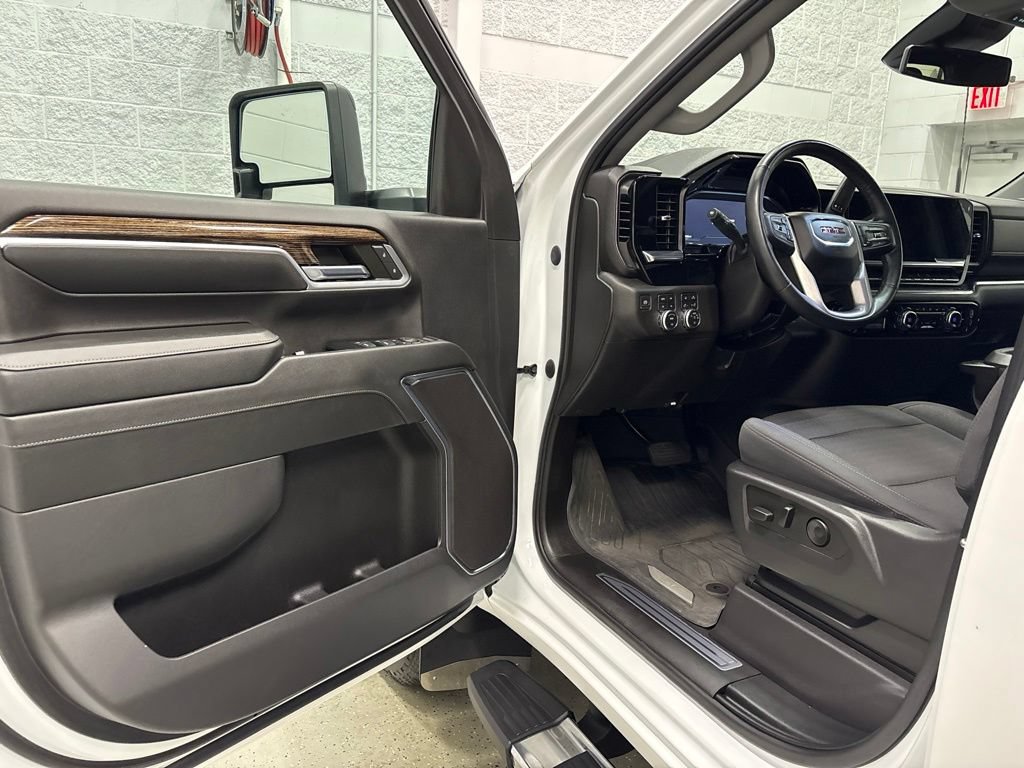 Certified 2024 GMC Sierra 3500 SLE w/ SLE Value Package AWD/4WD image 15