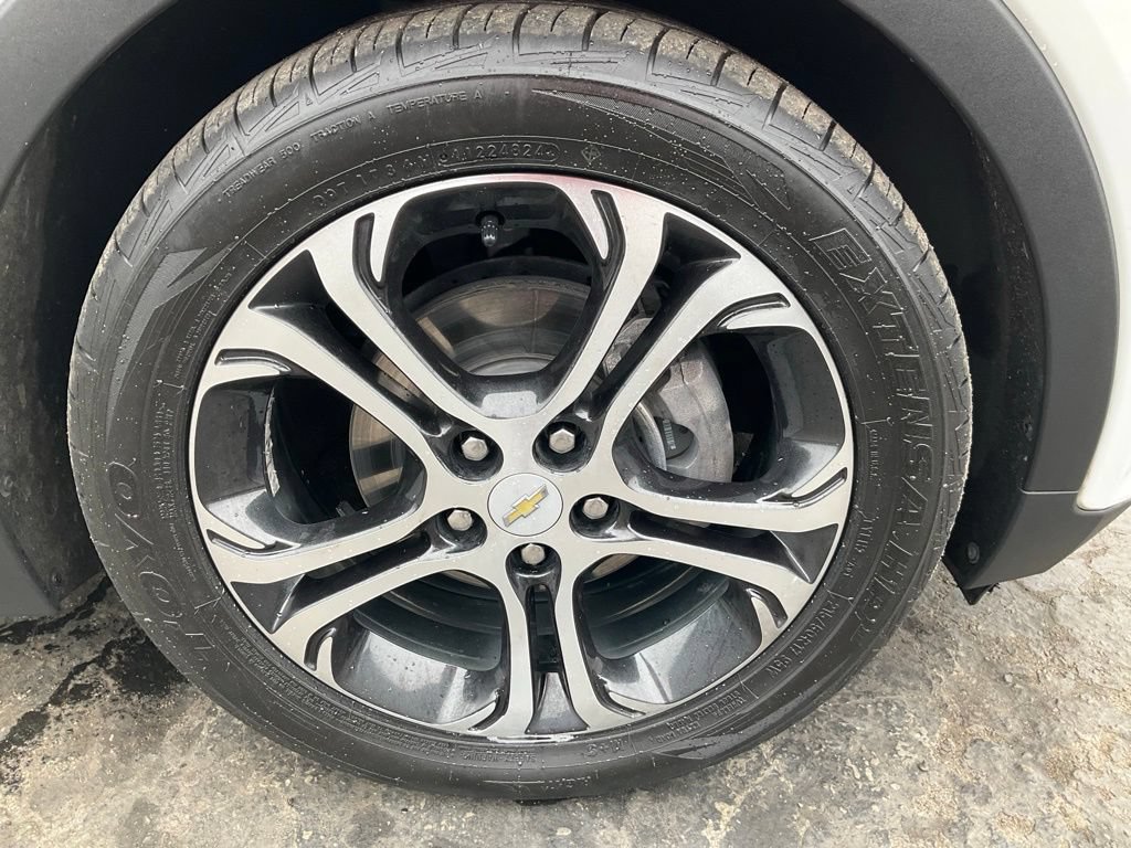 Used 2017 Chevrolet Bolt Premier FWD image 76