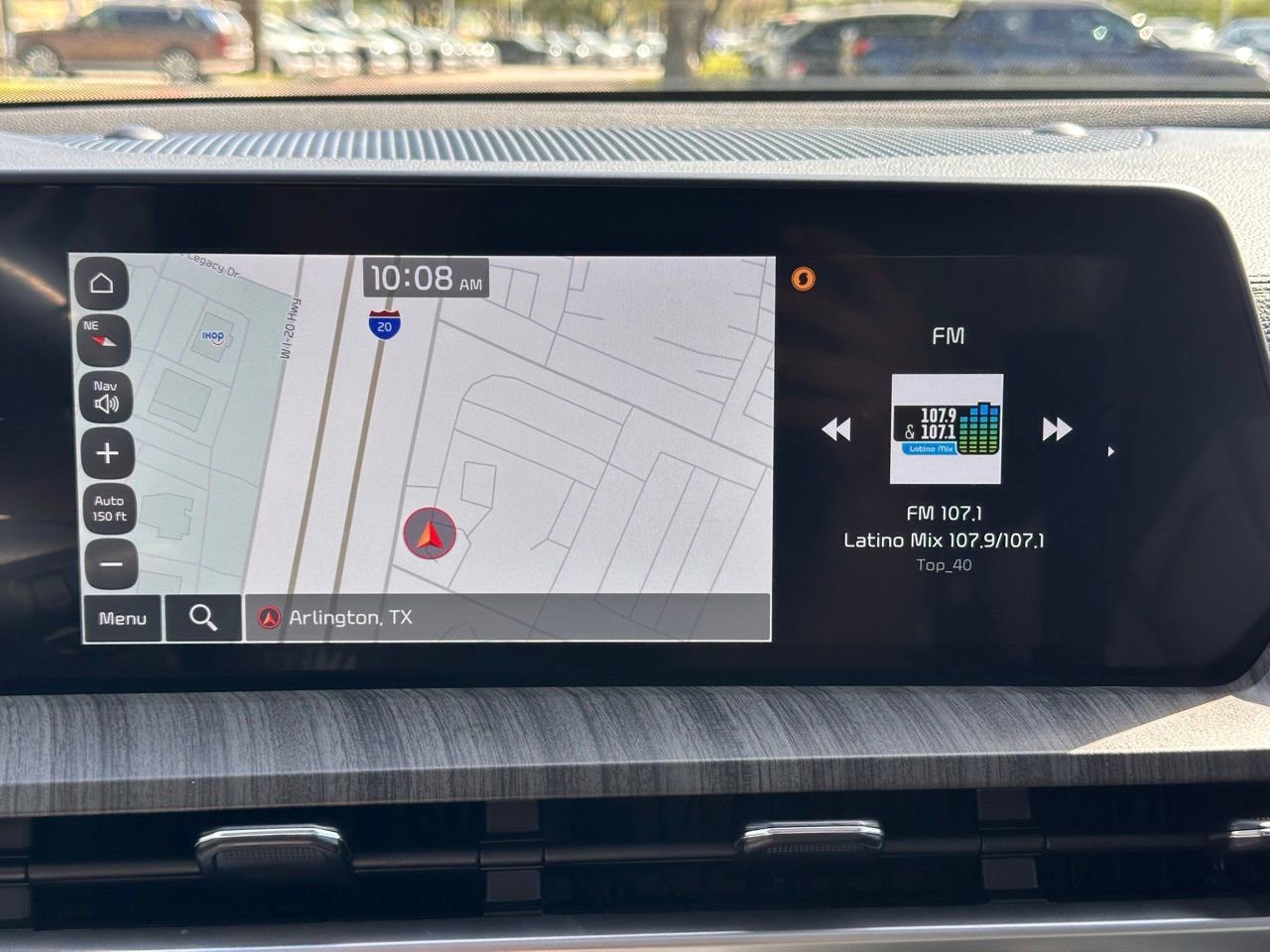 Used 2025 Kia Telluride EX w/ EX Captain's Chair Package image 31