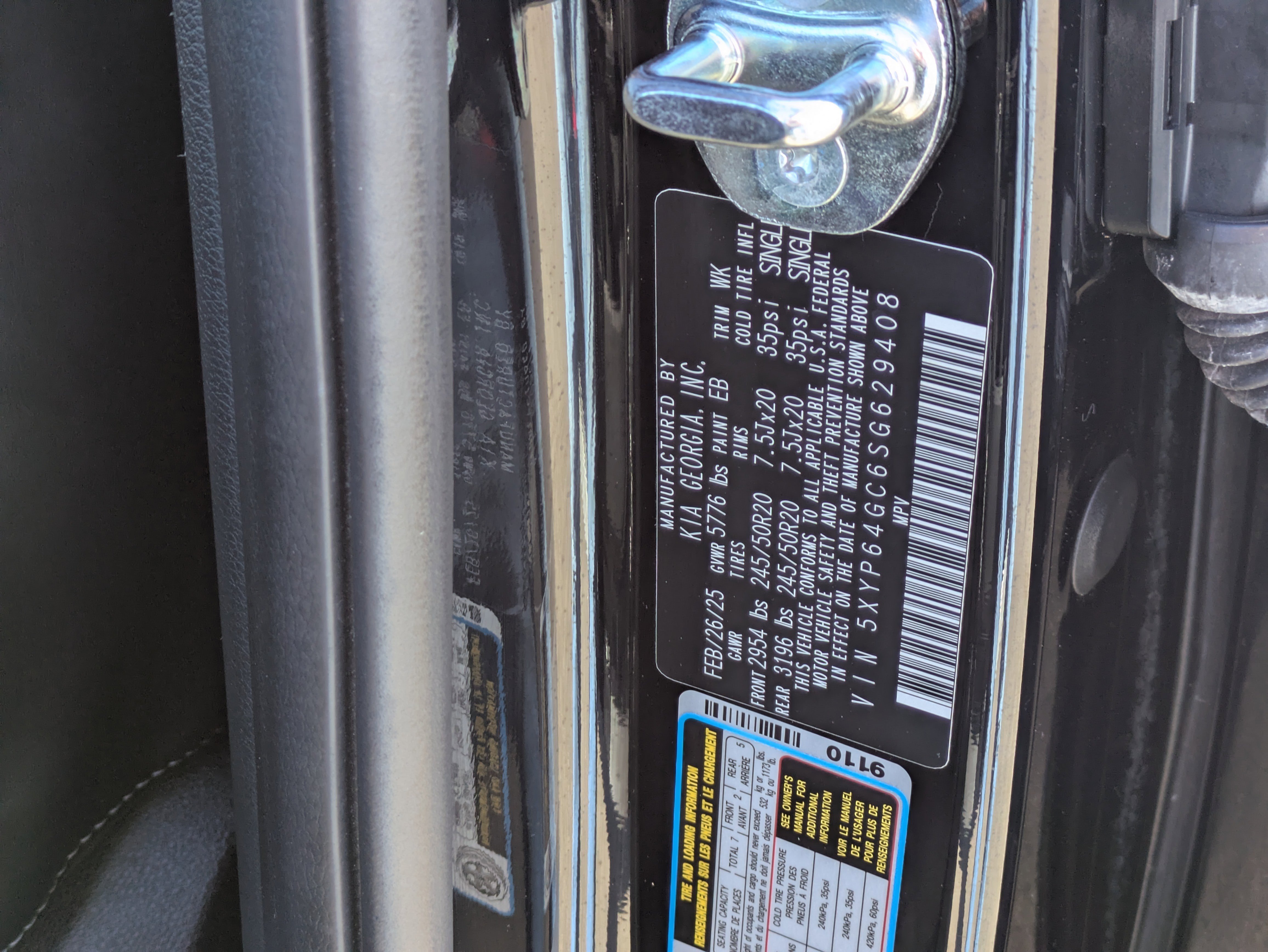 Used 2025 Kia Telluride S image 33