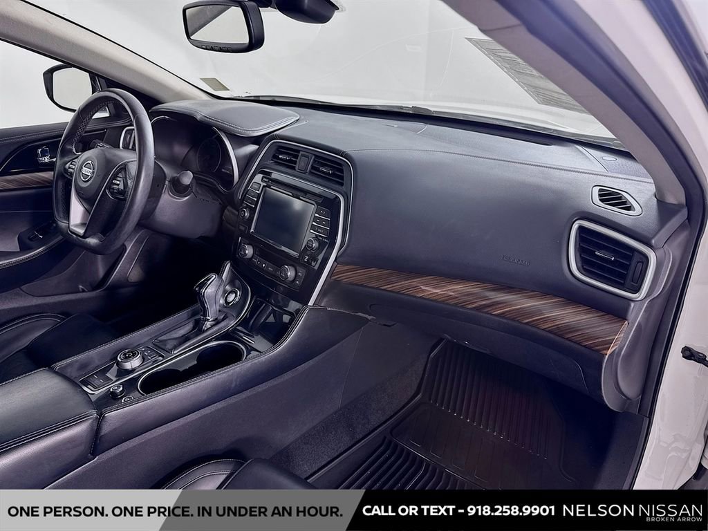 Used 2017 Nissan Maxima Platinum FWD image 30