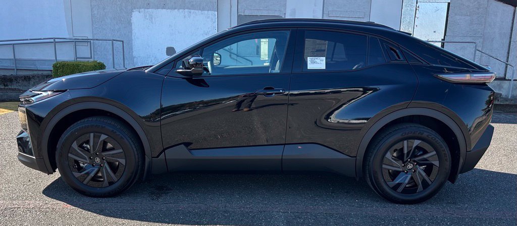 New 2026 Toyota C-HR AWD/4WD image 8