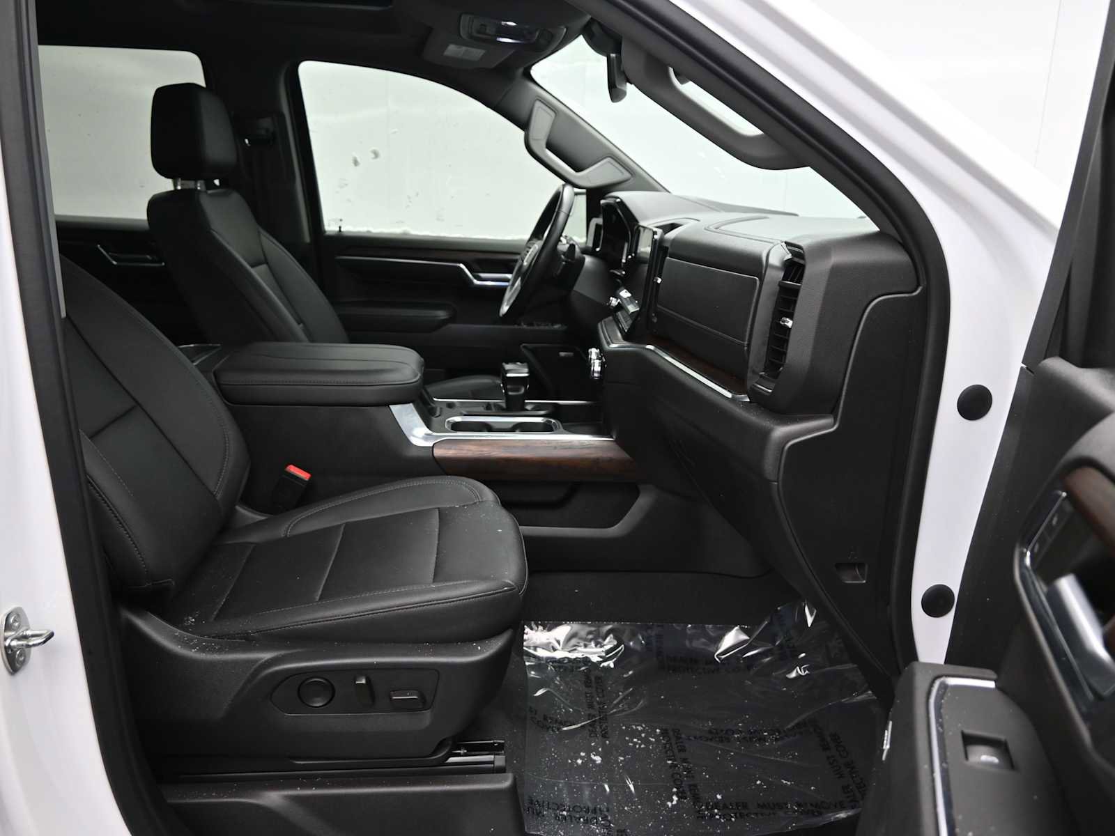 Used 2023 GMC Sierra 1500 SLT w/ SLT Convenience Package image 11