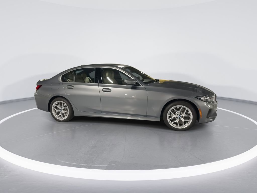 New 2025 BMW 330i xDrive Sedan w/ Convenience Package image 9