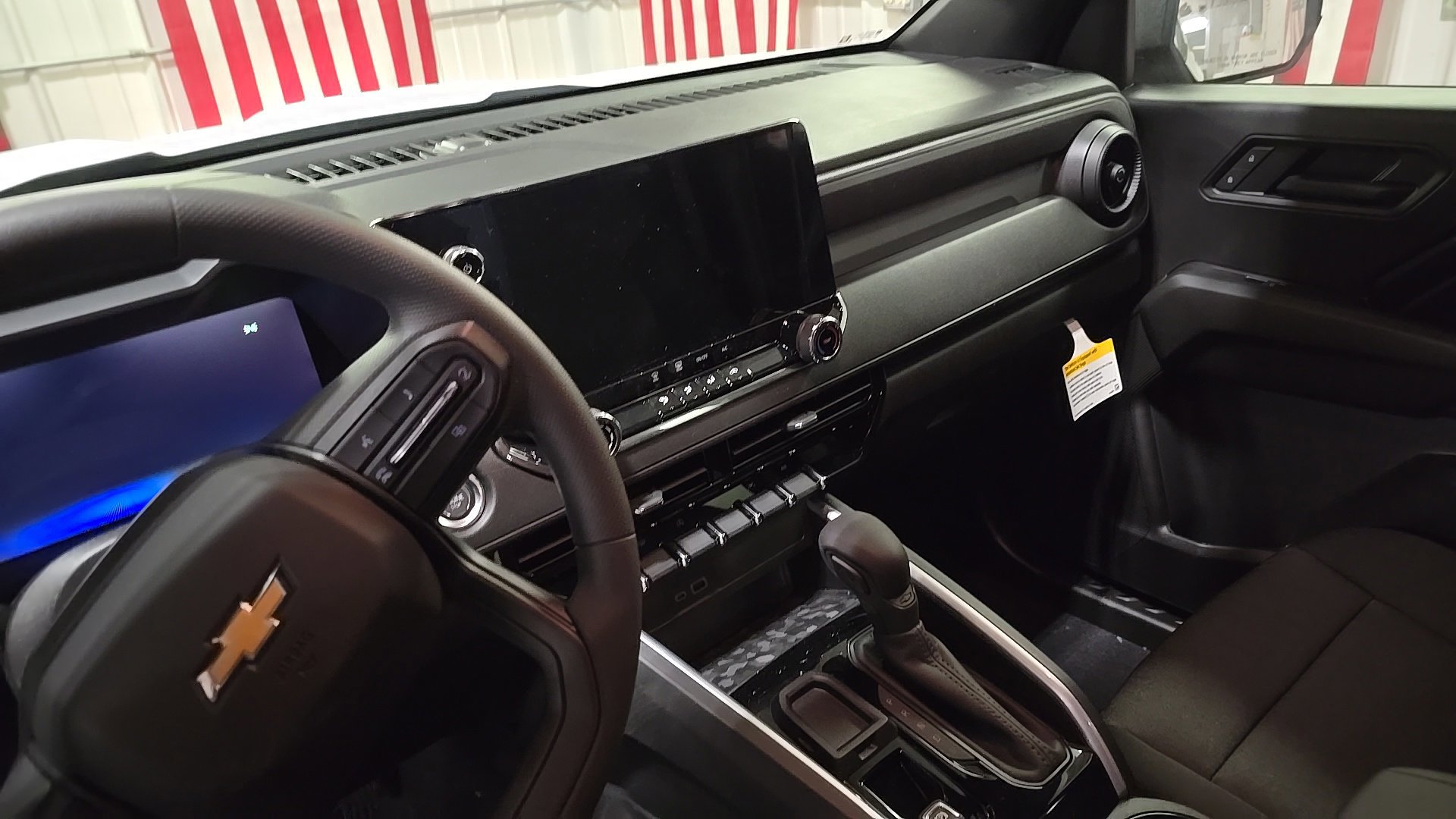 New 2025 Chevrolet Colorado W/T w/ Advanced Trailering Package image 19