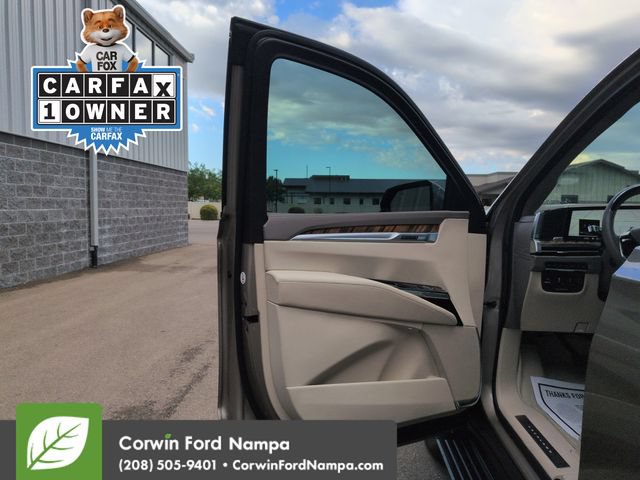 Used 2025 Cadillac Escalade ESV Sport Platinum w/ LPO, Floor Liner Package AWD/4WD image 10