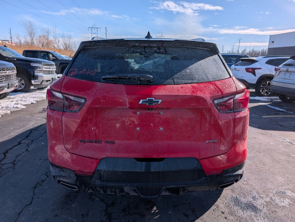 Used 2022 Chevrolet Blazer RS w/ LPO, Exterior Decal Package image 6