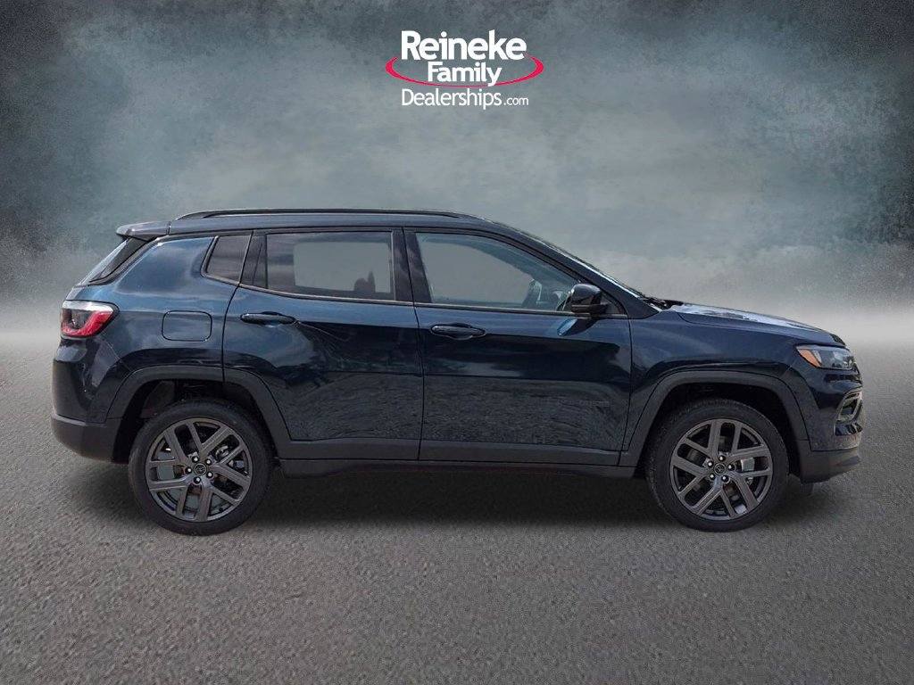 New 2026 Jeep Compass Limited AWD/4WD image 4