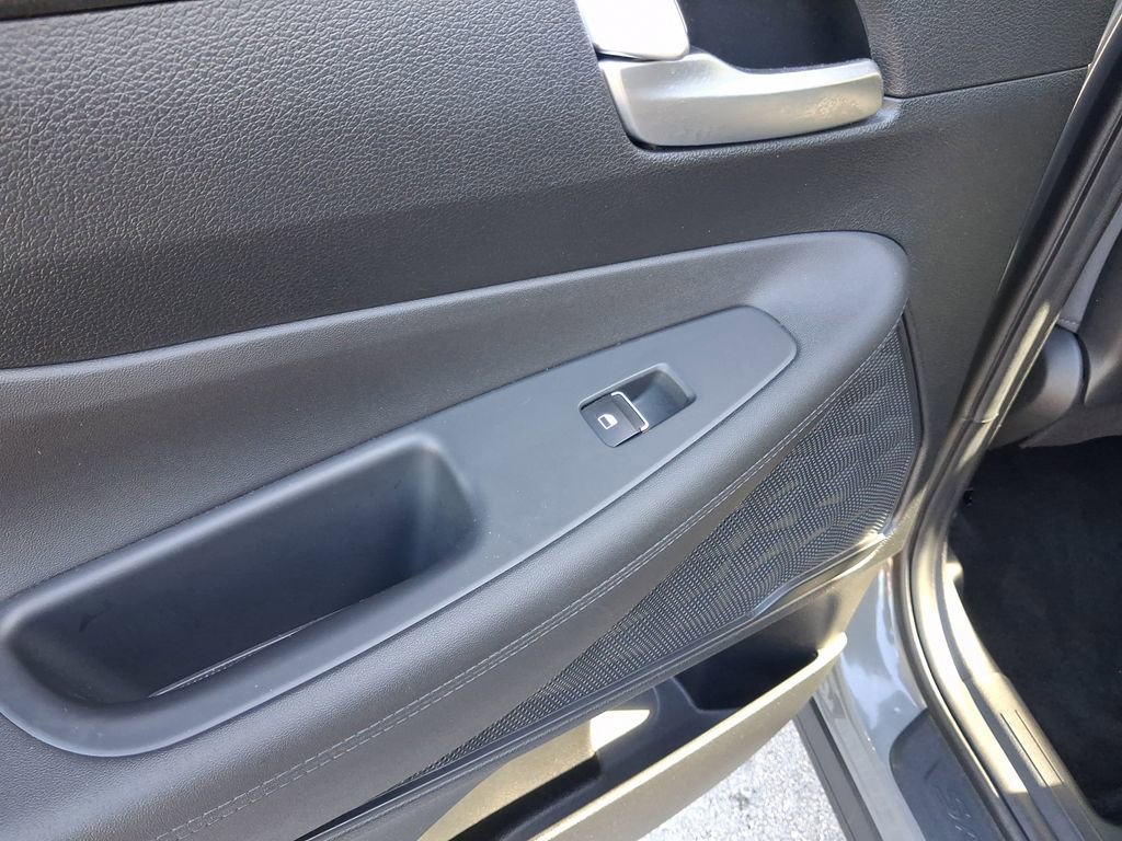 Used 2023 Hyundai Santa Fe SEL FWD image 12