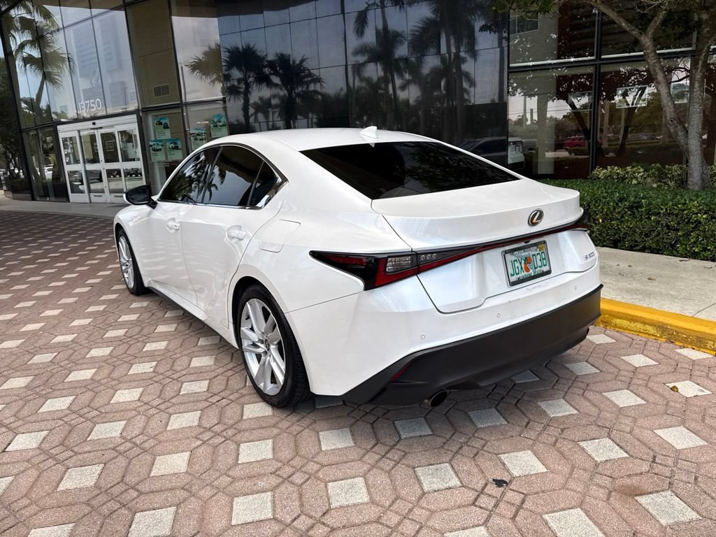 Used 2024 Lexus IS 300 w/ Comfort Package RWD image 8