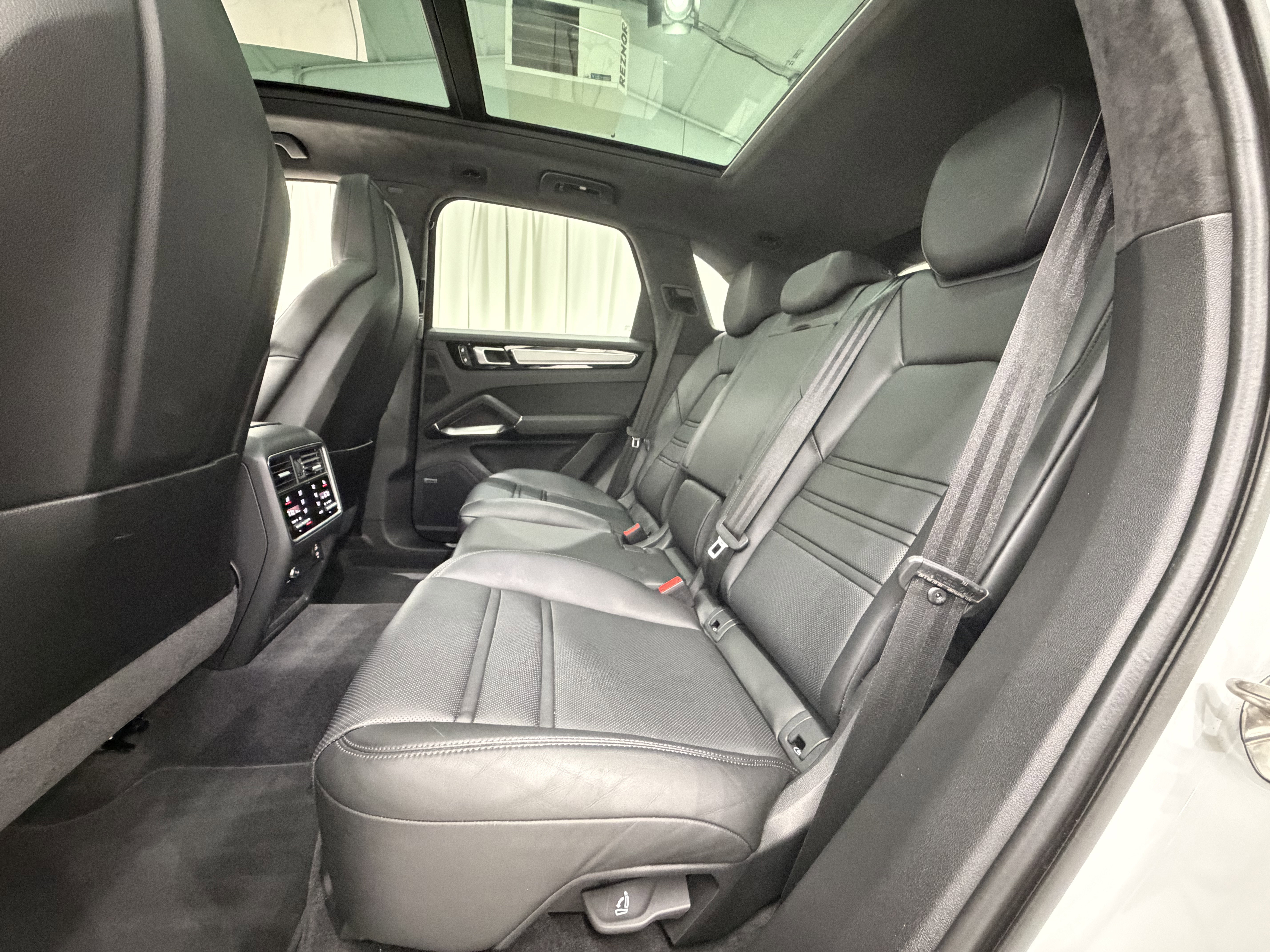 Certified 2023 Porsche Cayenne Turbo S image 20