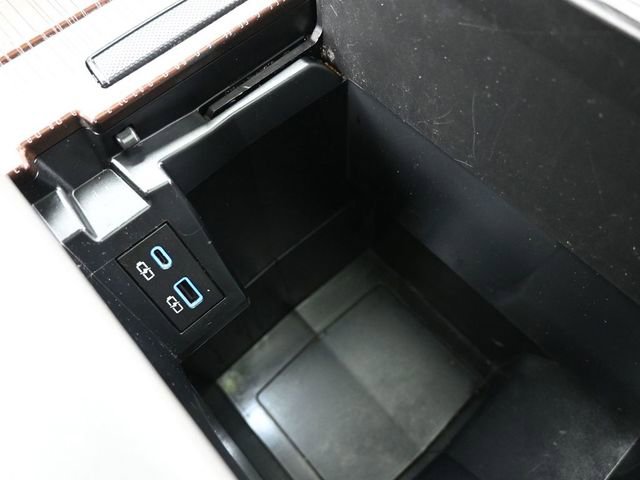 Certified 2022 Toyota Sienna XLE image 32