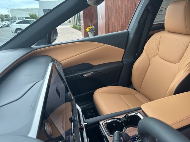 New 2025 Lexus RX 350 Premium w/ Convenience Package image 41