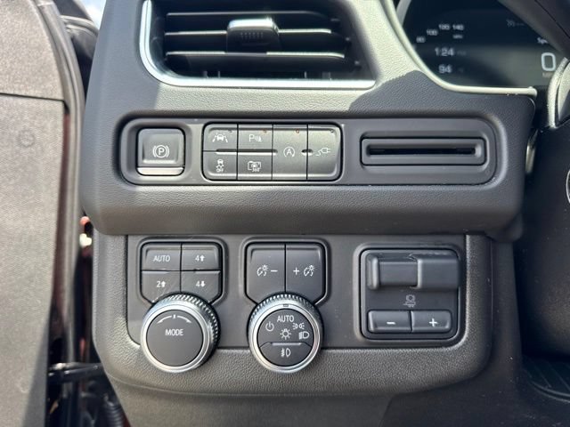 Used 2022 GMC Yukon SLT w/ SLT Premium Package AWD/4WD image 10