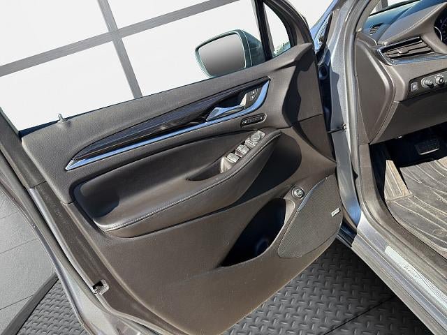 Used 2020 Buick Enclave Avenir w/ Avenir Technology Package AWD/4WD image 43