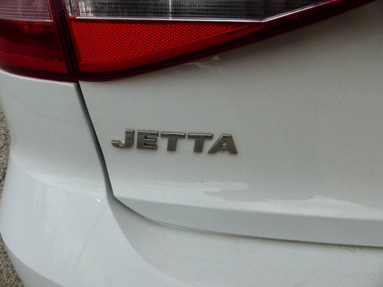 Used 2015 Volkswagen Jetta Sport FWD image 9