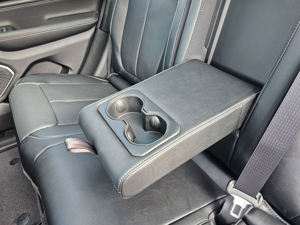 New 2026 Jeep Grand Cherokee Limited image 36